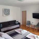Libe * Baška Voda