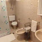 Libe Apartment *
