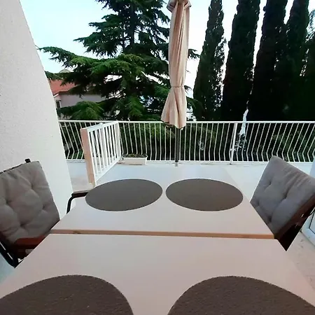 Libe Apartmán Baška Voda