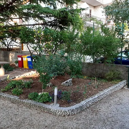 Libe Apartmán Baška Voda