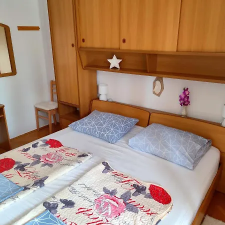 Libe Apartment Baska Voda